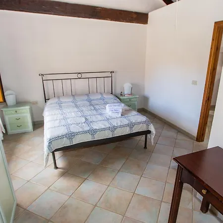 Cava Francese La Maddalena