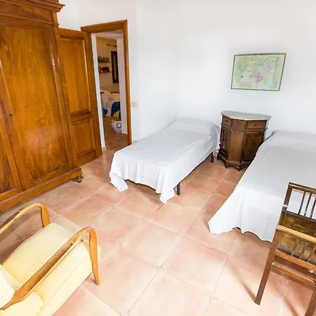 Cava Francese Apartmanhotel La Maddalena